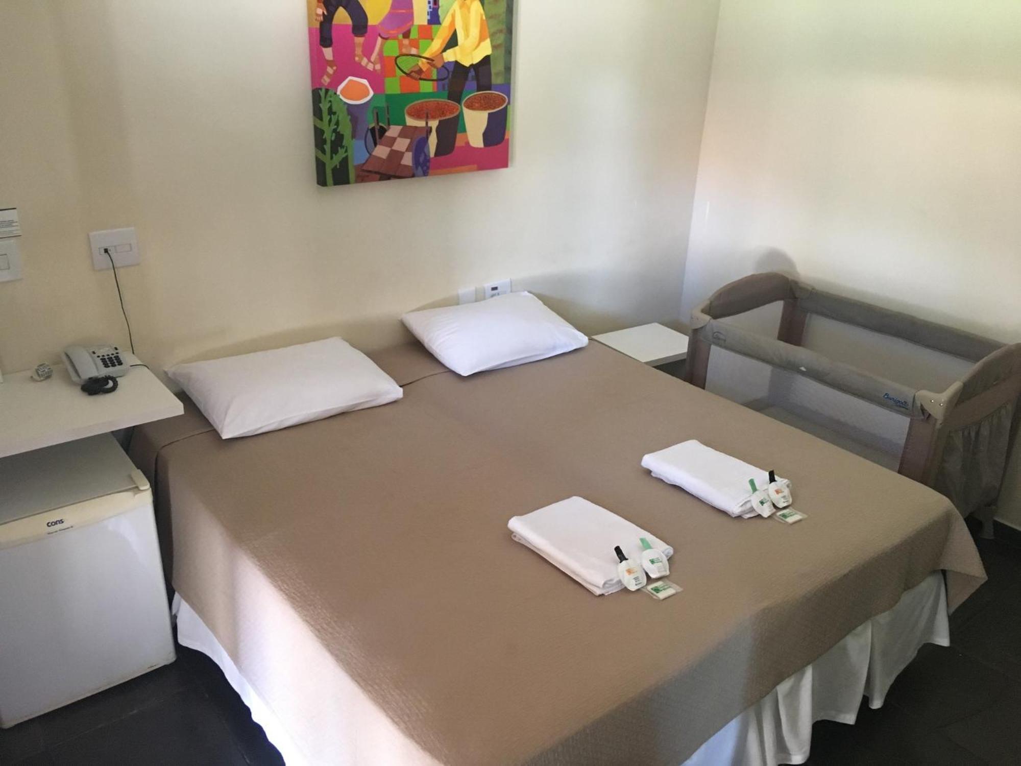 Hotel Fazenda Santa Monica 洛韦拉 外观 照片